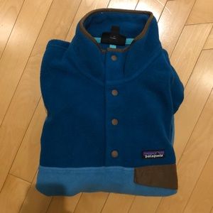Patagonia Synchilla Snap T pullover.